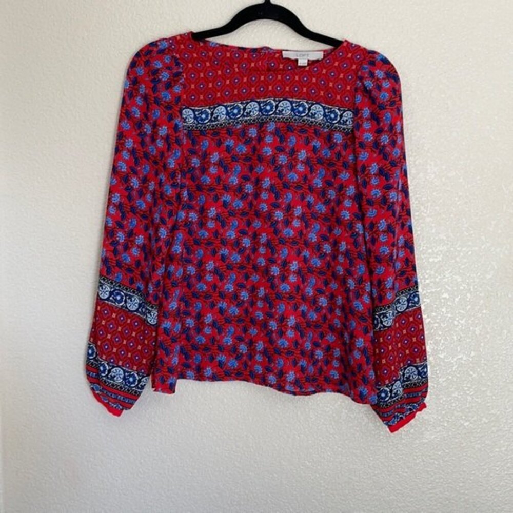 Loft Blouse red and blue floral design size xs